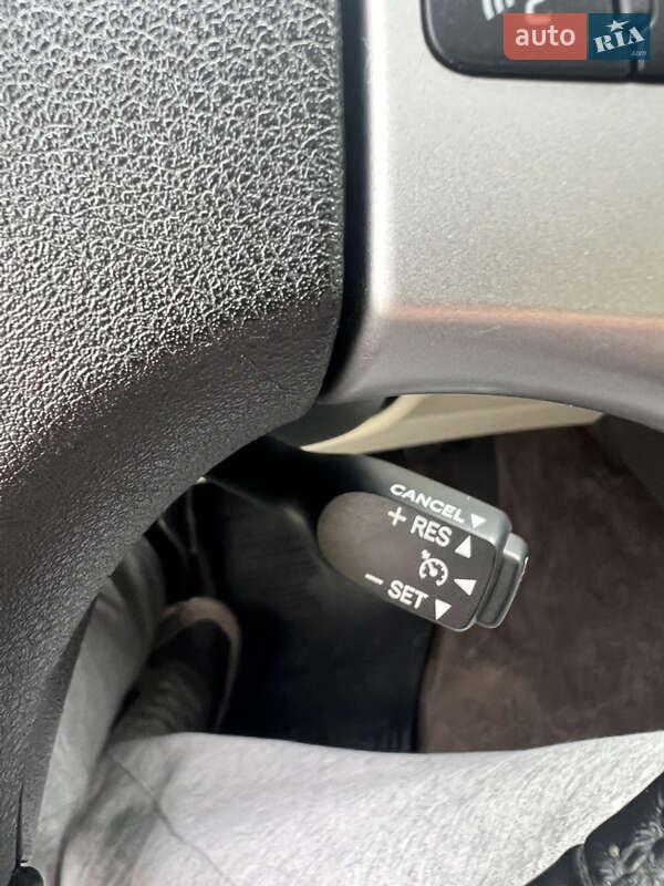 Седан Lexus IS 2012 в Дубно
