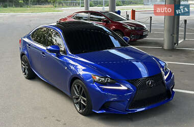Седан Lexus IS 2014 в 