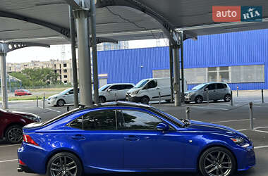 Седан Lexus IS 2014 в 