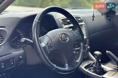 Седан Lexus IS 2007 в 