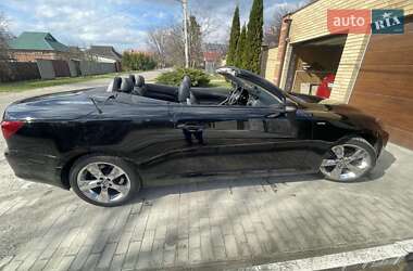 Кабриолет Lexus IS 2012 в 