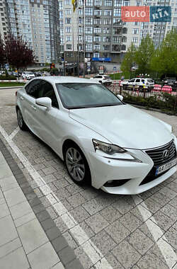 Седан Lexus IS 2013 в 
