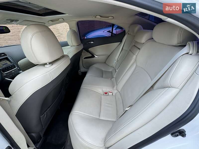 Седан Lexus IS 2010 в Одесі