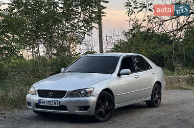 Седан Lexus IS 2000 в Одессе