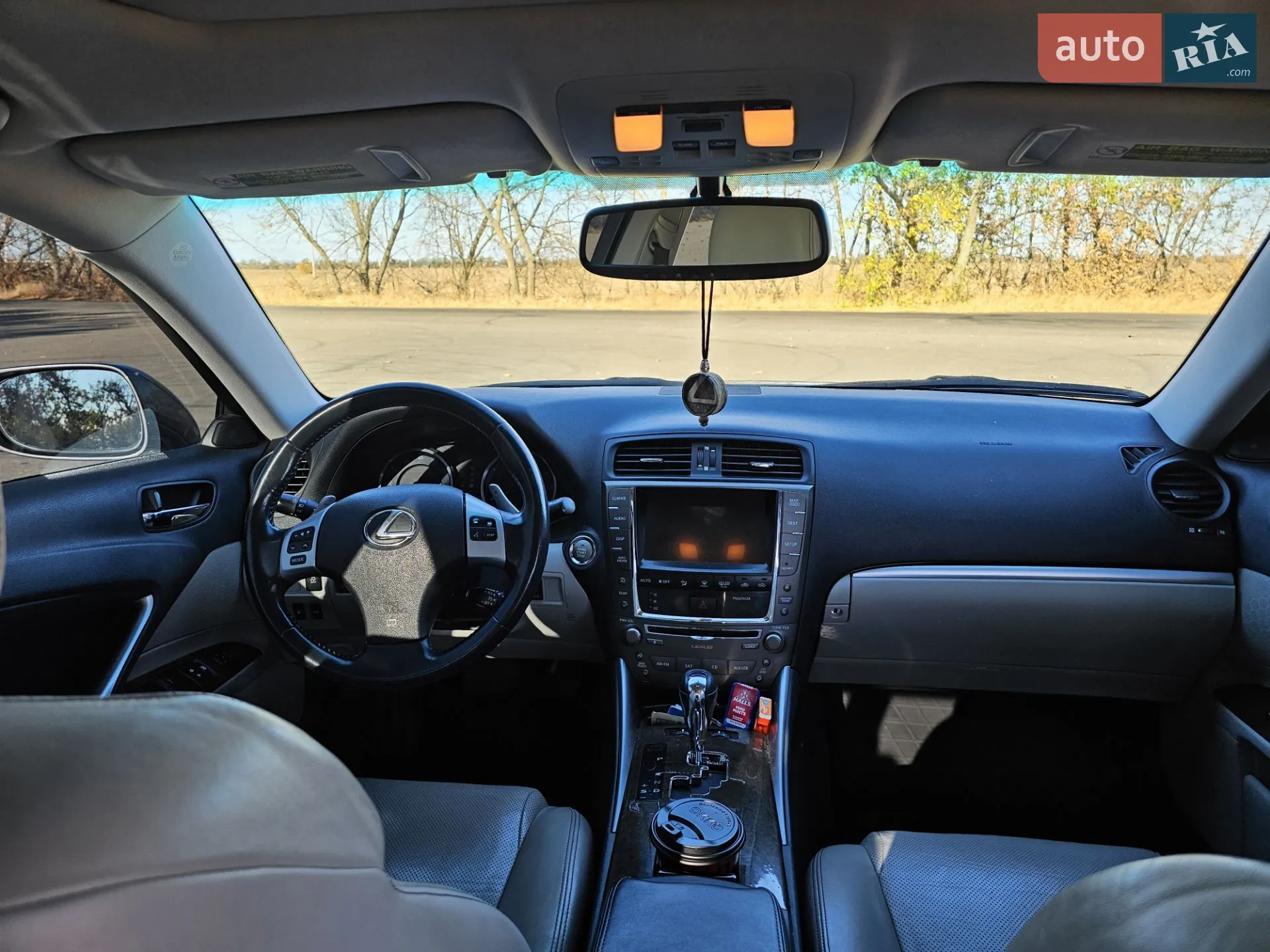 2012 Lexus IS - мініатюра 15