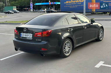Седан Lexus IS 2005 в 