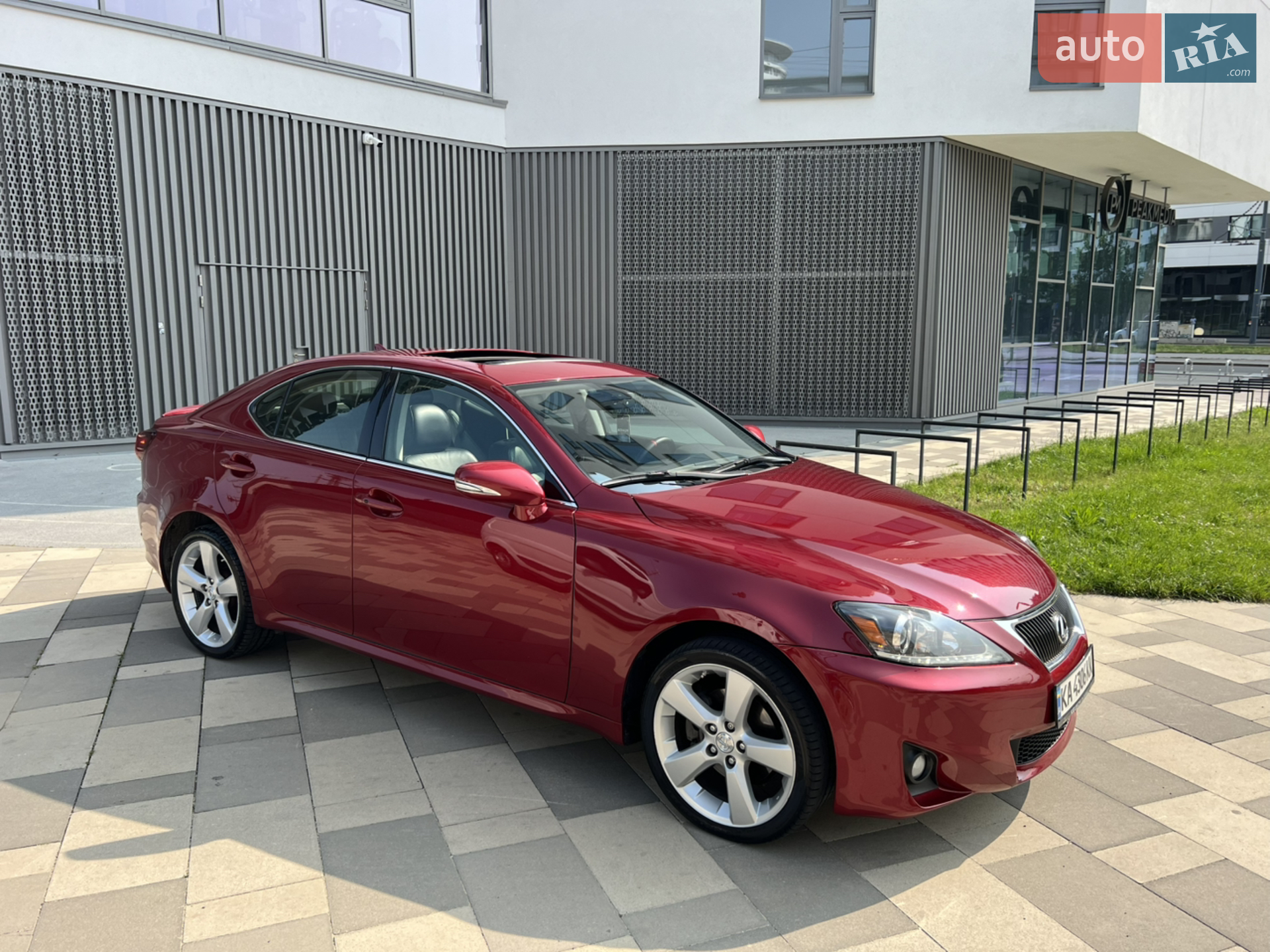 2012 Lexus IS - мініатюра 10