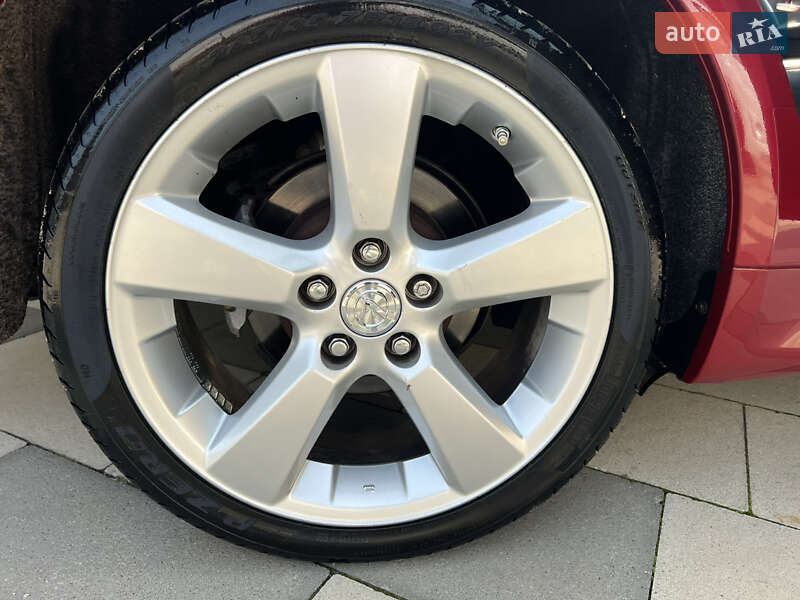 Седан Lexus IS 2012 в Киеве