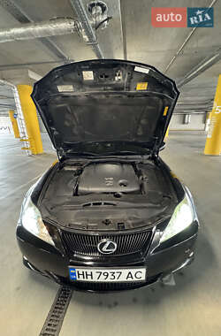 Седан Lexus IS 2006 в Киеве