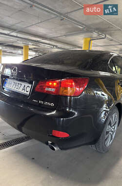 Седан Lexus IS 2006 в Киеве