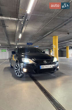 Седан Lexus IS 2006 в Киеве