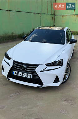 Седан Lexus IS 2017 в Дніпрі