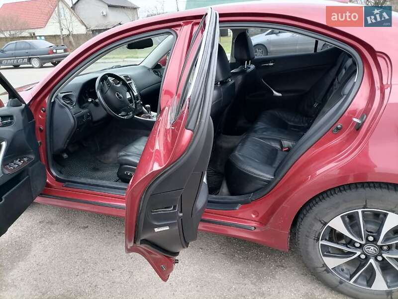 Седан Lexus IS 2008 в Ізмаїлі