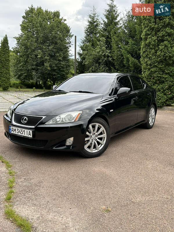 Lexus IS 2008