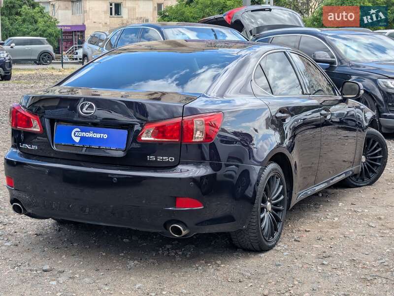 Седан Lexus IS 2011 в Києві
