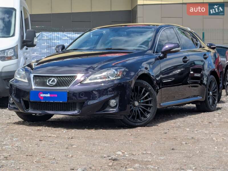 Седан Lexus IS 2011 в Києві