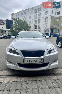 Седан Lexus IS 2006 в 