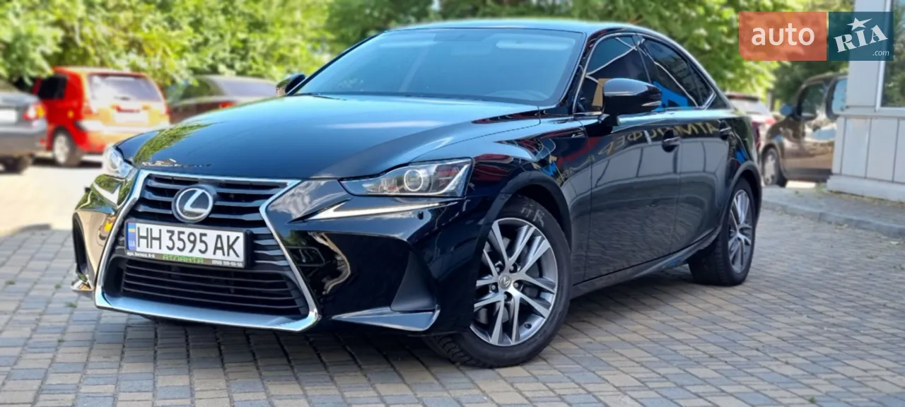 2016 Lexus IS - мініатюра 17