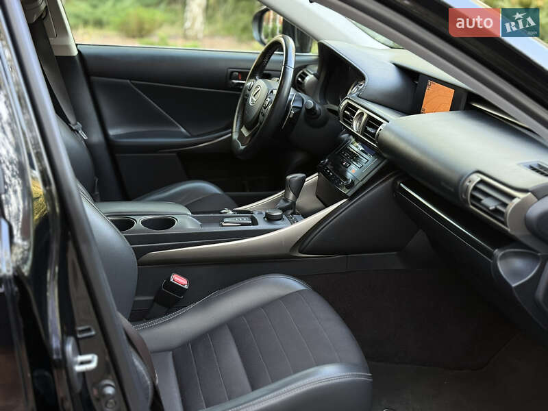 Седан Lexus IS 2014 в Одессе