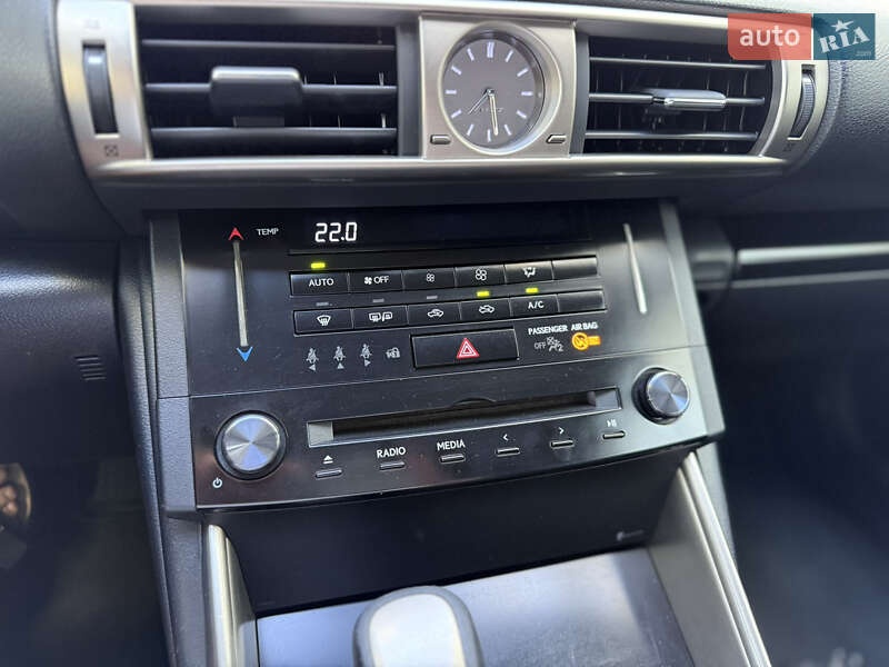 Седан Lexus IS 2014 в Одессе