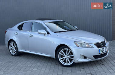 Седан Lexus IS 2007 в Сарнах