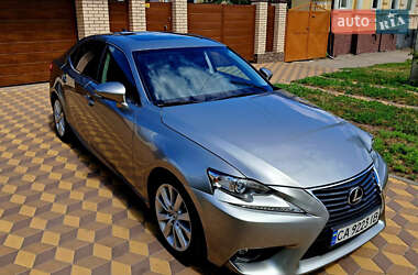 Седан Lexus IS 2015 в Черкасах