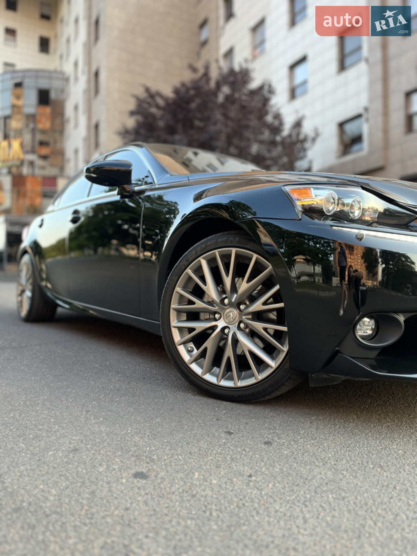 2013 Lexus IS - мініатюра 11