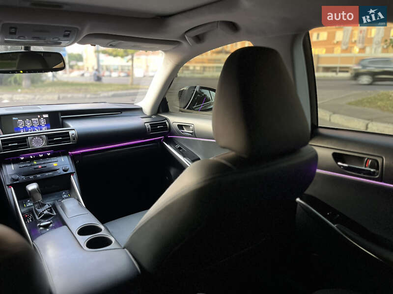 Седан Lexus IS 2013 в Одессе