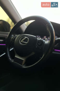 Седан Lexus IS 2013 в 