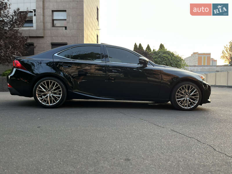 Седан Lexus IS 2013 в Одессе