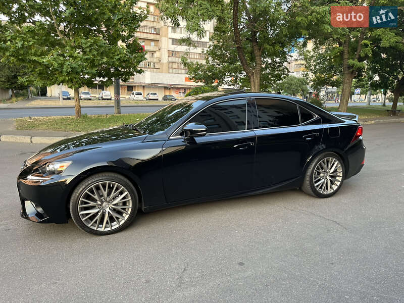 Седан Lexus IS 2013 в Одессе