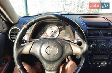 Седан Lexus IS 1999 в 