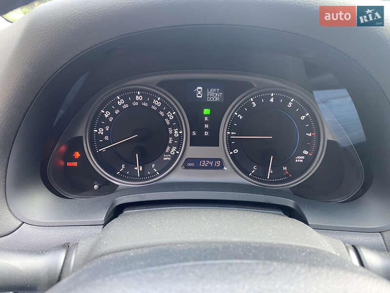 Седан Lexus IS 2008 в Киеве