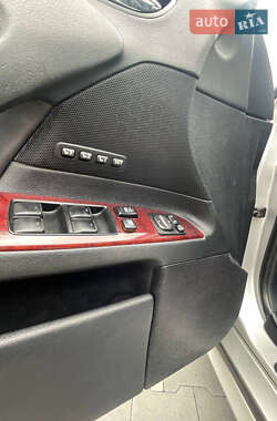 Седан Lexus IS 2006 в 