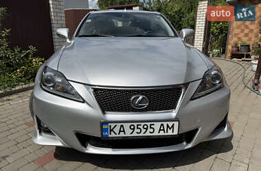 Кабриолет Lexus IS 2014 в 