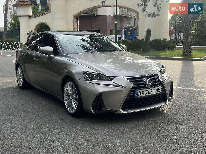 Седан Lexus IS 2017 в Харькове