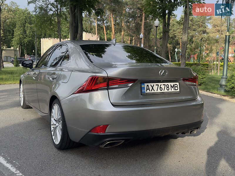 Седан Lexus IS 2017 в Харькове