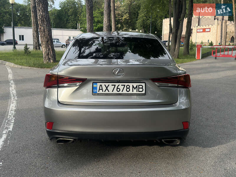 Седан Lexus IS 2017 в Харькове