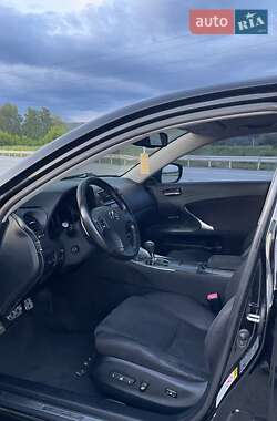 Седан Lexus IS 2006 в 