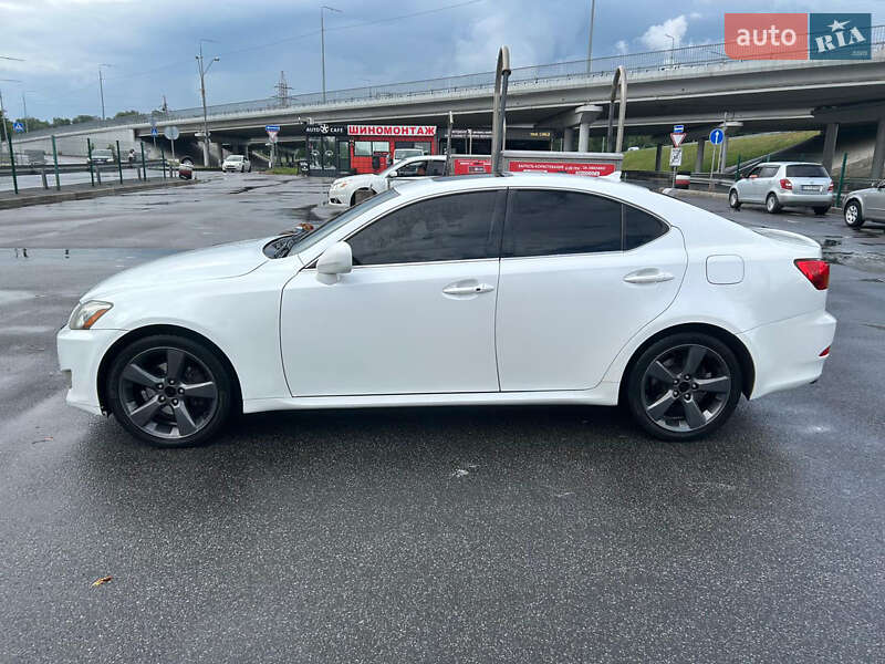 Седан Lexus IS 2008 в Києві