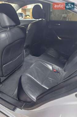 Седан Lexus IS 2005 в 