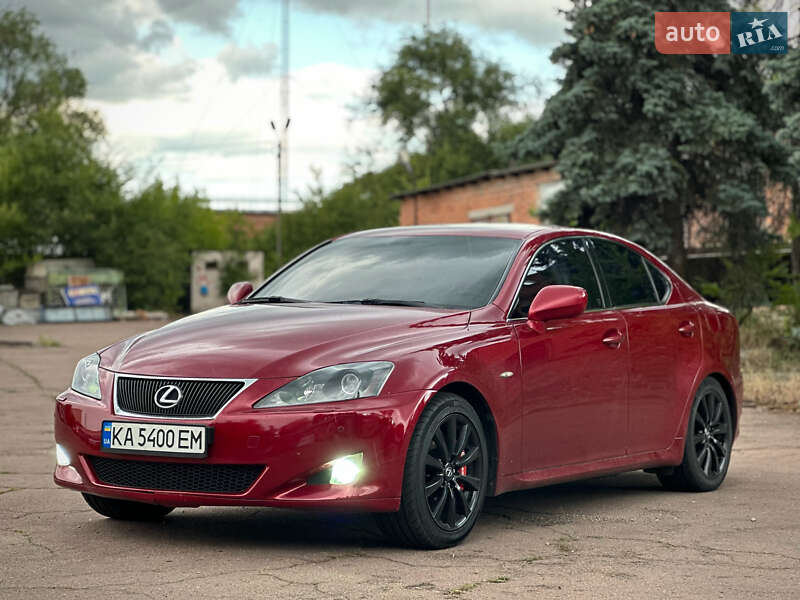 Седан Lexus IS 2007 в Киеве