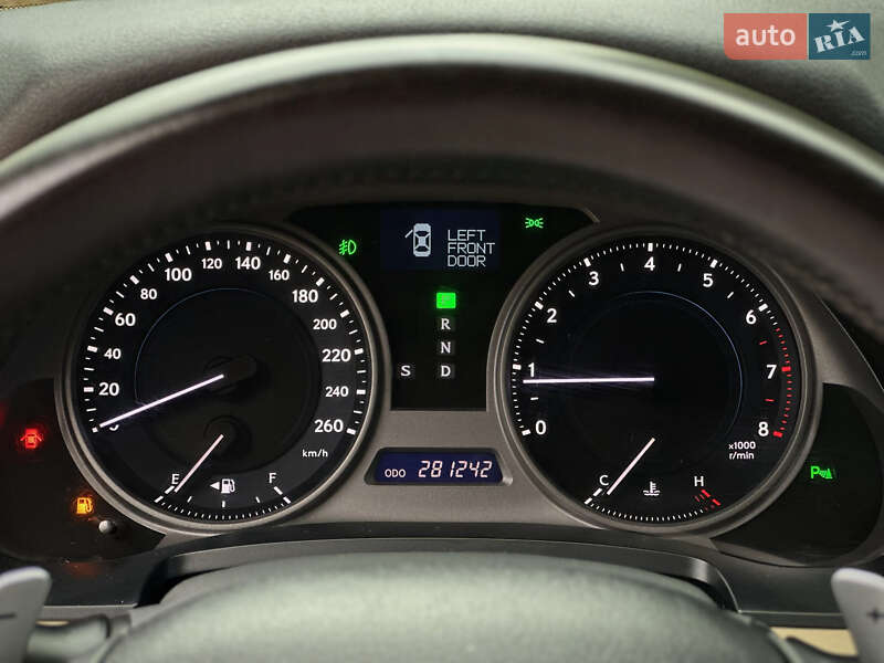 Седан Lexus IS 2007 в Киеве