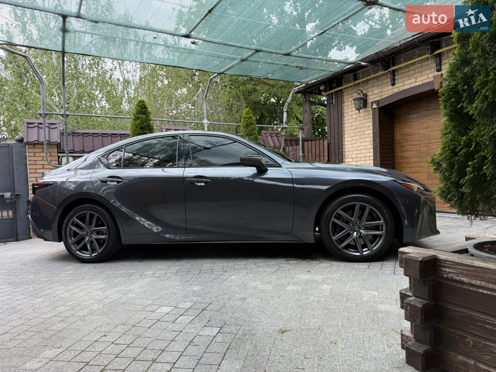 2021 Lexus IS - мініатюра 2