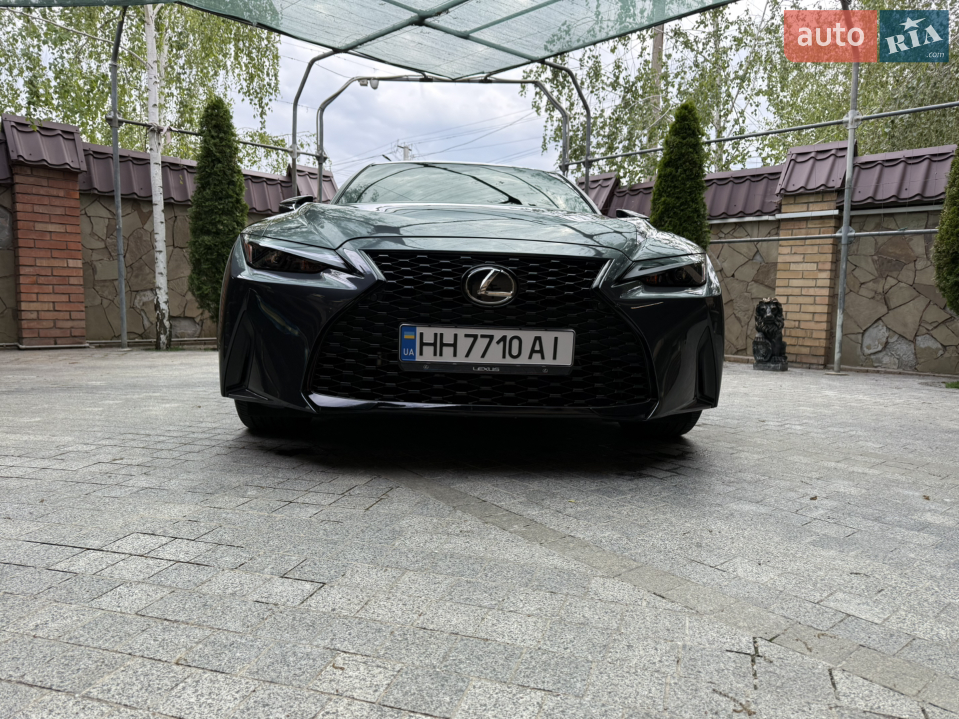 2021 Lexus IS - фото 1