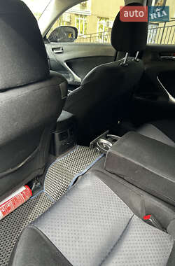 Седан Lexus IS 2005 в 