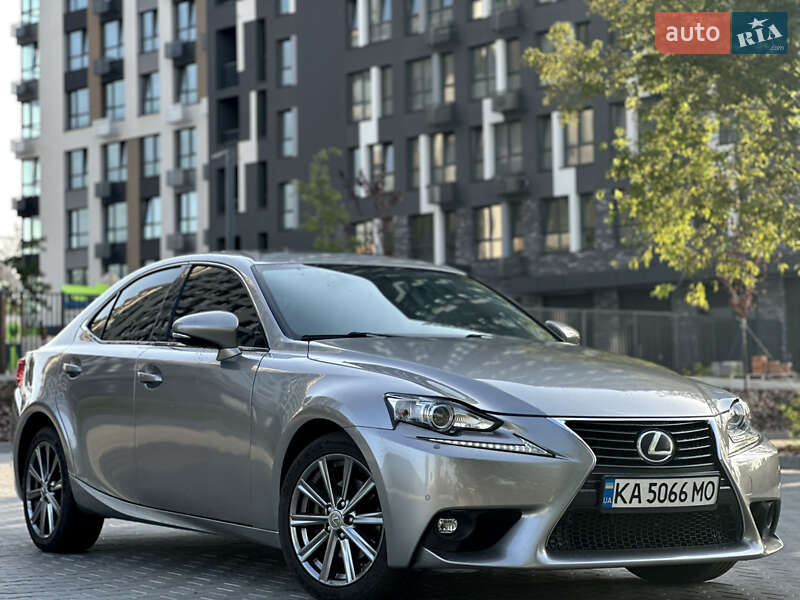 Седан Lexus IS 2014 в Кропивницком