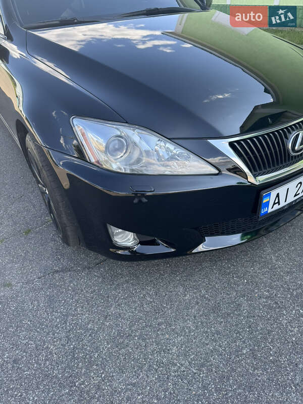 Седан Lexus IS 2010 в Пилиповичах