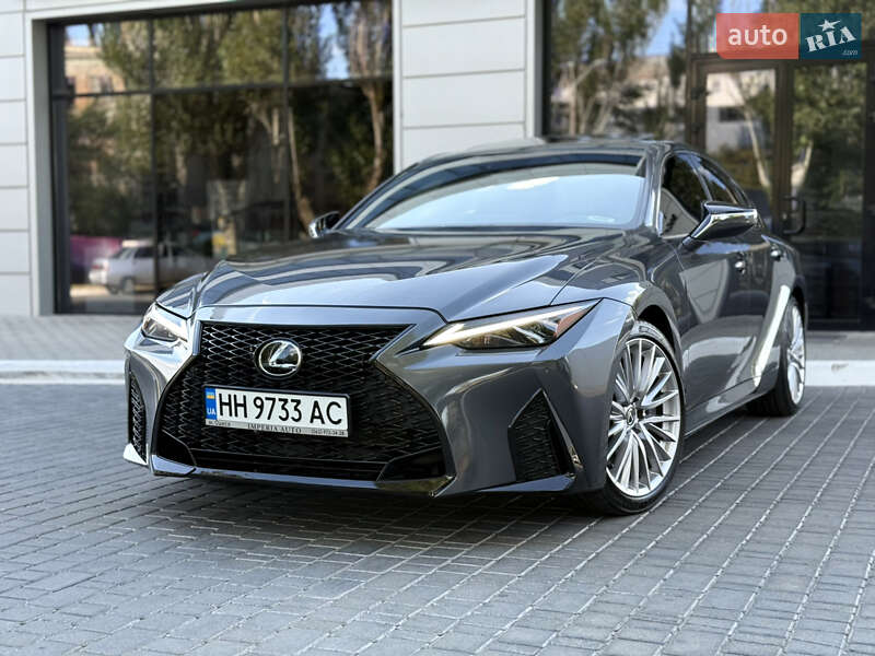 Седан Lexus IS 2023 в Одессе