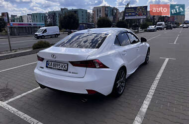 Седан Lexus IS 2015 в Киеве